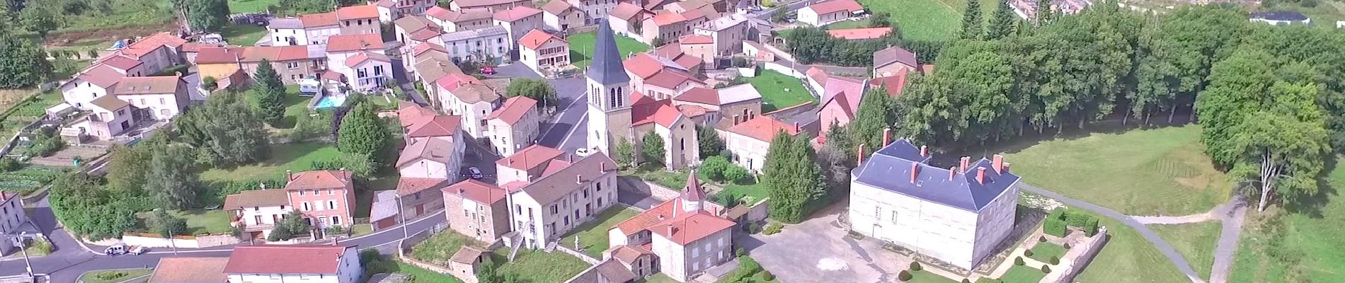 Tour Wandern Échandelys - Echandelys_Panoramas - Photo