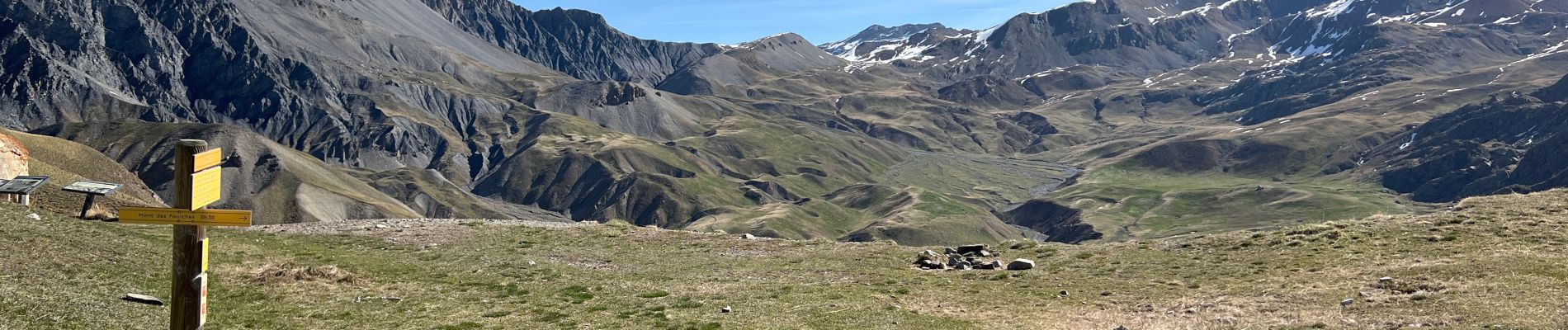 Excursión Senderismo Saint-Dalmas-le-Selvage - Rocher des 3 évêques  - Photo