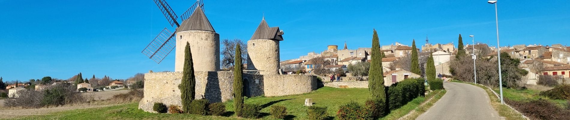 Percorso Marcia Régusse - La Chapelle St Jean, Villeneuve, les Moulins-REGUSSE  - Photo