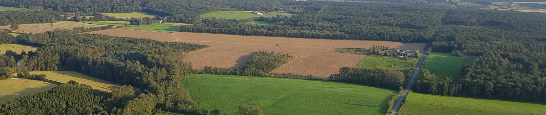 Tocht Stappen Froidchapelle - montgolfière Chimay - Photo