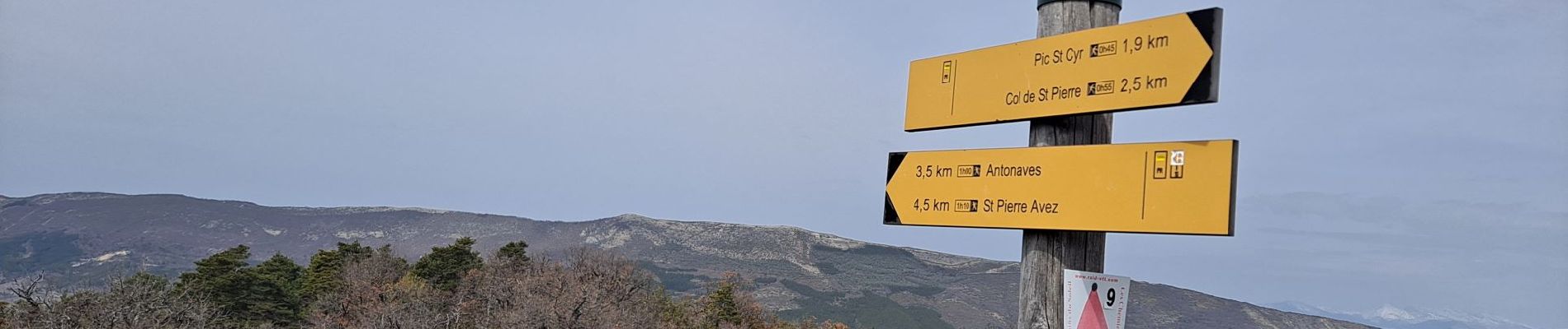 Tour Wandern Val-Buëch-Méouge - Pic de Saint-Cyr - Photo