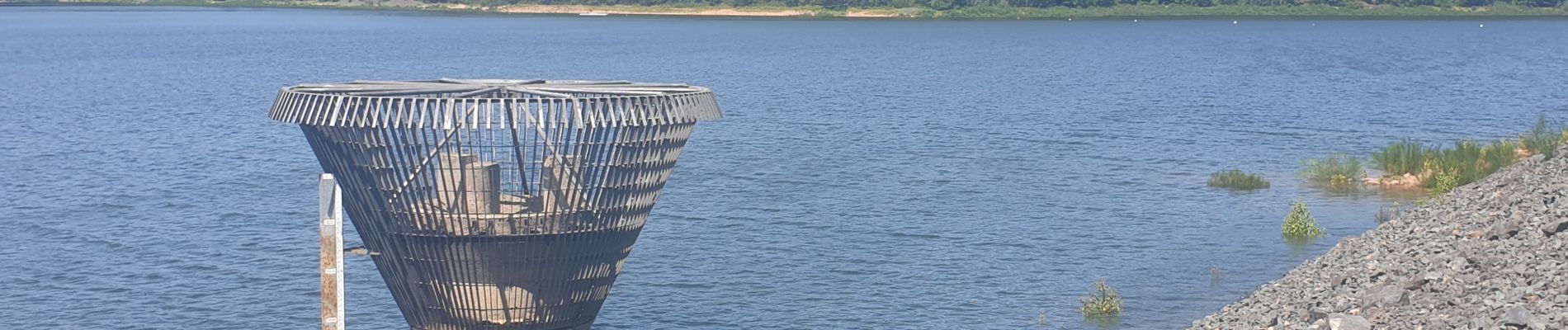 Percorso Marcia Celles-sur-Plaine - Du lac de la Plaine au lac de Vieux-Pré à Pierre-Percée - Photo