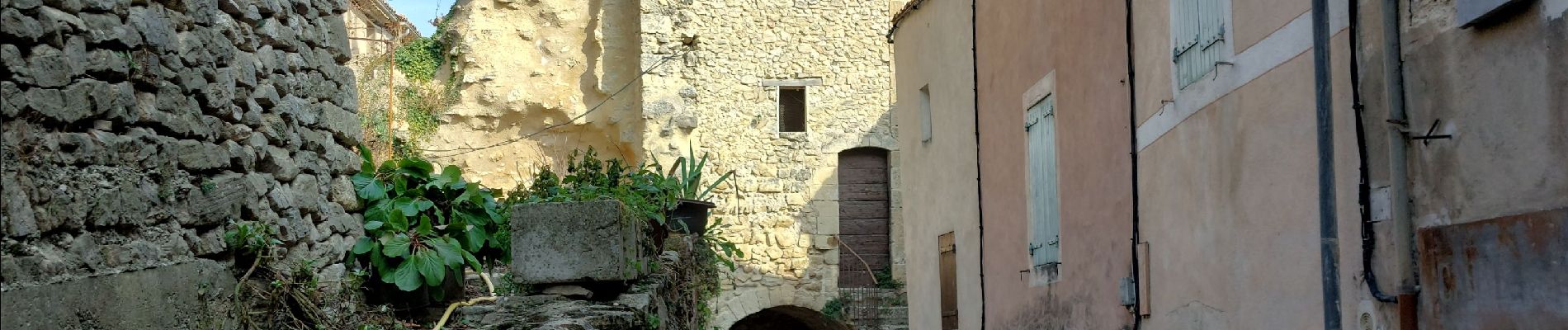 Tour Wandern Montbrun-les-Bains - Ravin de Courge Chapelle de la Donne - Photo