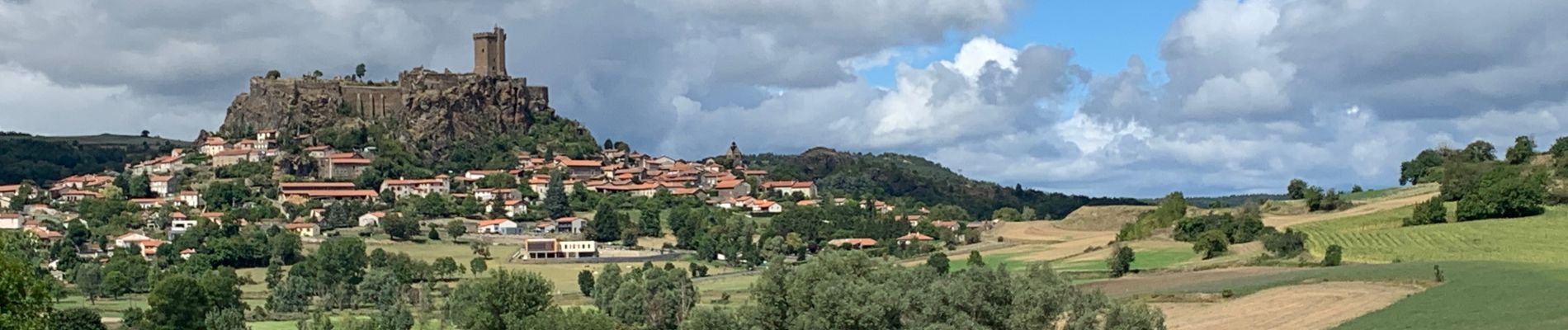 Tour Wandern Aiguilhe - 2020 CHEMIN DE LA RÉGORDANE: Visite au château de Polygnac - Photo