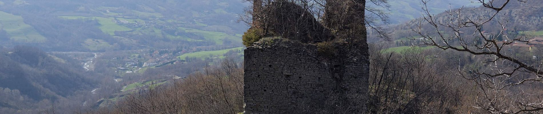 Randonnée A pied Bardi - Percorso 803 - Lavacchielli - Cerreto - Bre' - Pieve di Gravago - Brugnola - Monte Disperata - Photo