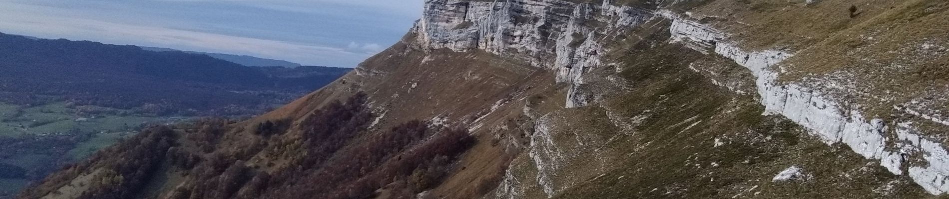 Excursión Senderismo Thoiry - le golet de l'agneau  - Photo