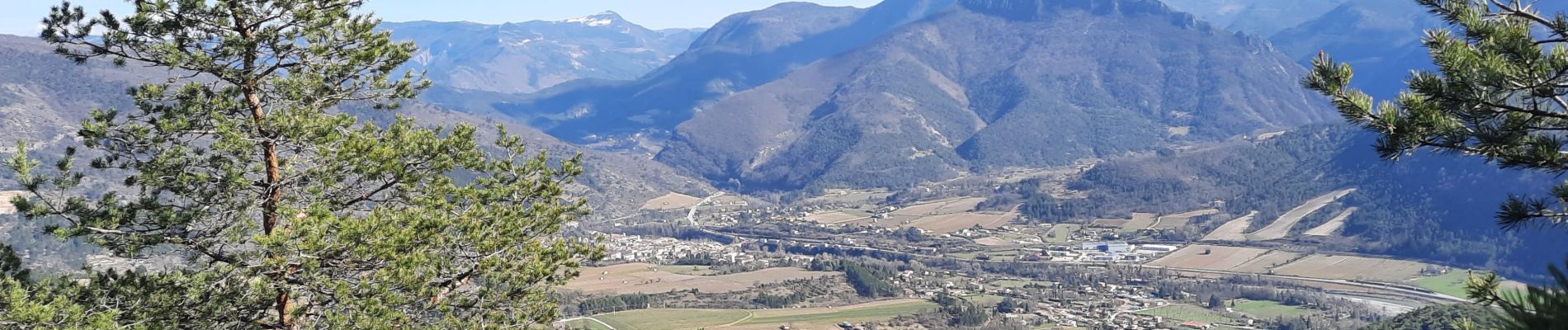 Randonnée Marche Mirabel-et-Blacons - Mirabel et Balcons de la Drôme 16 km - Photo