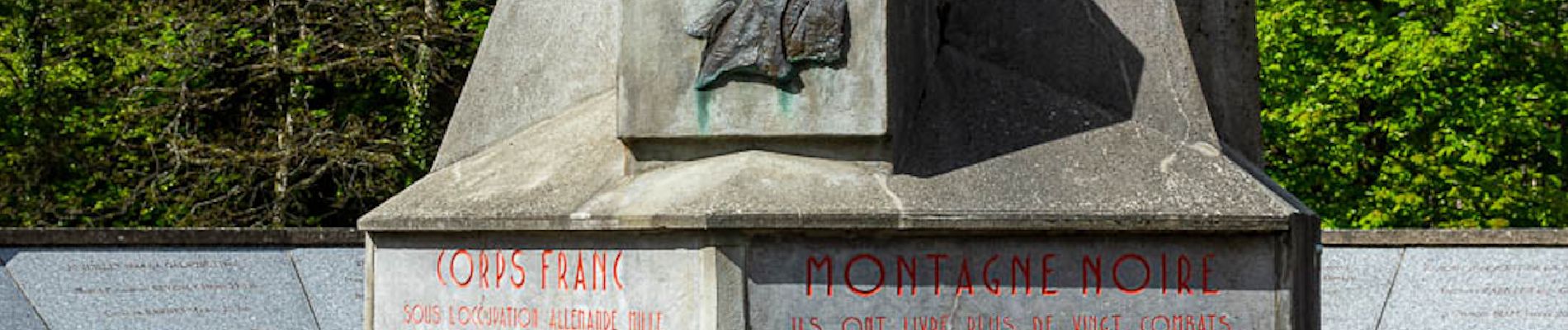Point of interest Escoussens - Monument de Fontbruno érigé à la mémoire du Corps Franc de la Montagne Noire - Photo