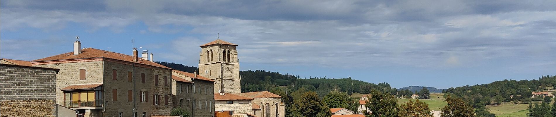 Tour Wandern Verrières-en-Forez - Au dessus de Verriéres en Forez  - Photo