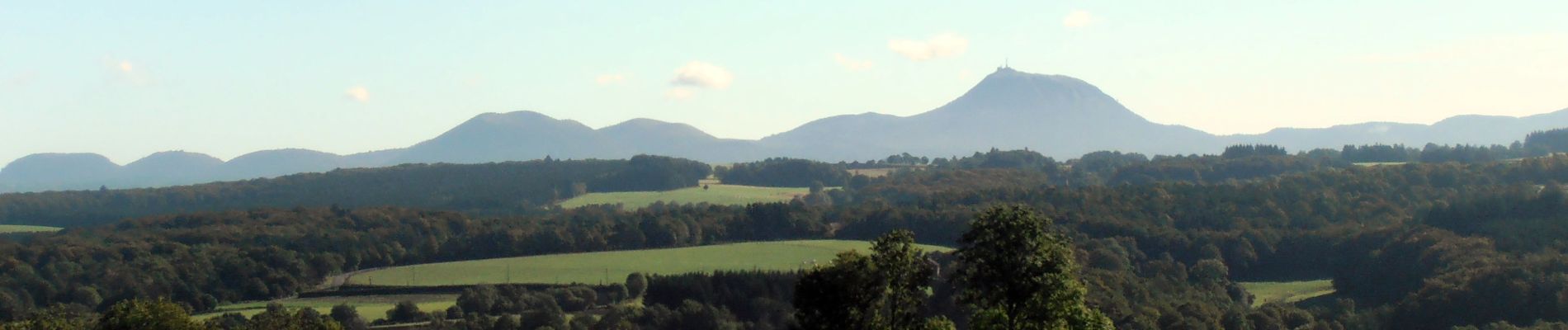 Trail Walking Cisternes-la-Forêt - Lavergne_Puy_Faux - Photo