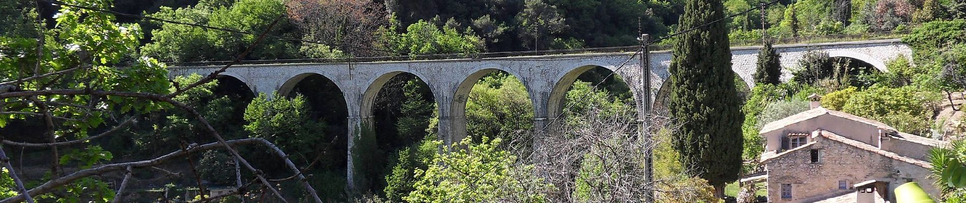 Tocht Te voet Saint-Jeannet - Circuit du Castellet - Photo