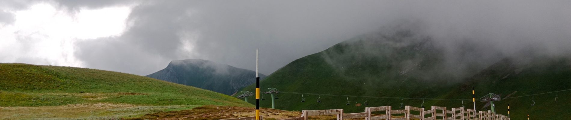 Trail Nordic walking Mont-Dore - le Puy de Sancy sous la brume - Photo