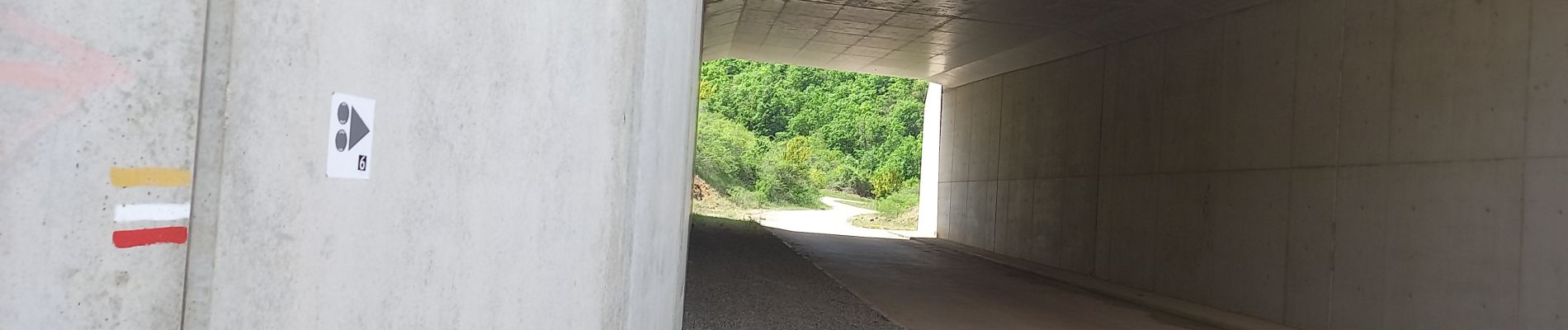 Point of interest Creissels - sous  l'A75 juste àvant le Viaduc  est même balisé - Photo