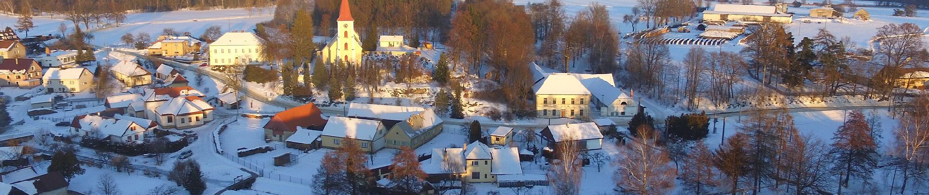 Excursión A pie Kostelní Radouň - Naučná stezka Čertův kámen - Photo