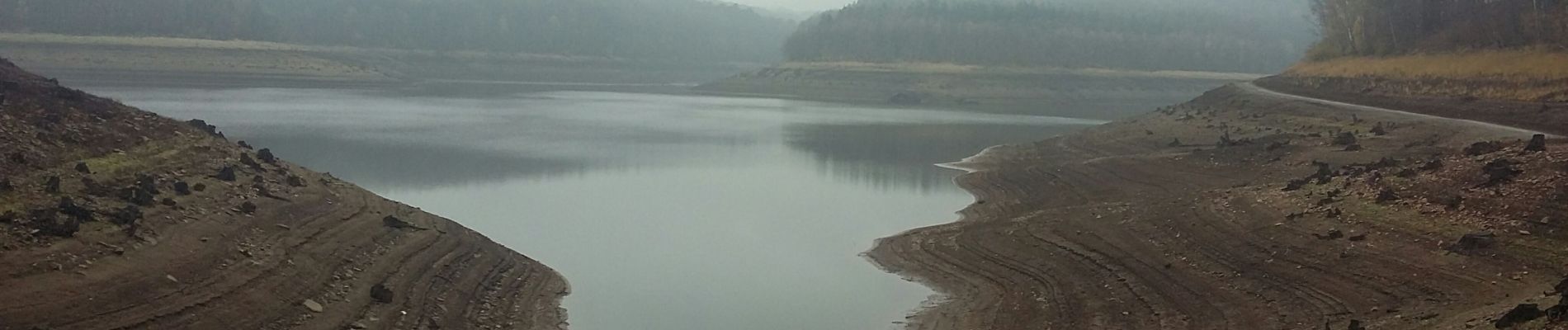 Randonnée Marche Jalhay - Tour  du lac de la Gileppe, à pied sec dans le lac - Photo