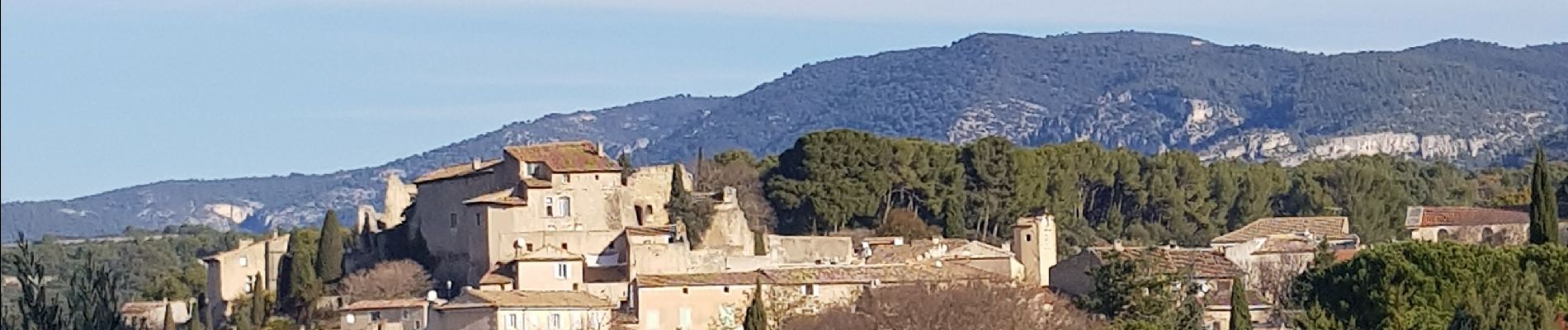 Tour Wandern Lagnes - Mur de la peste en partant de Lagnes - Photo