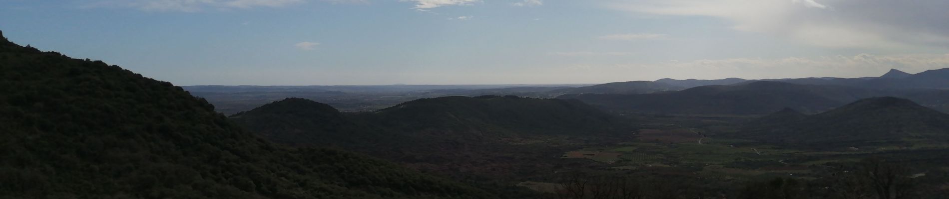 Tocht Stappen Saint-Saturnin-de-Lucian - Tour du rocher des deux vierges  - Photo