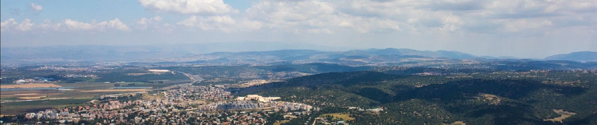 Trail On foot Nesher - Nof haCarmel - Photo