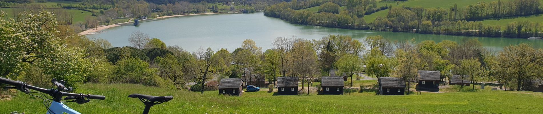 Excursión Bici de montaña Lissac-sur-Couze - lac du causse, circuit 5 puis vierge, et retour par le 11 - Photo