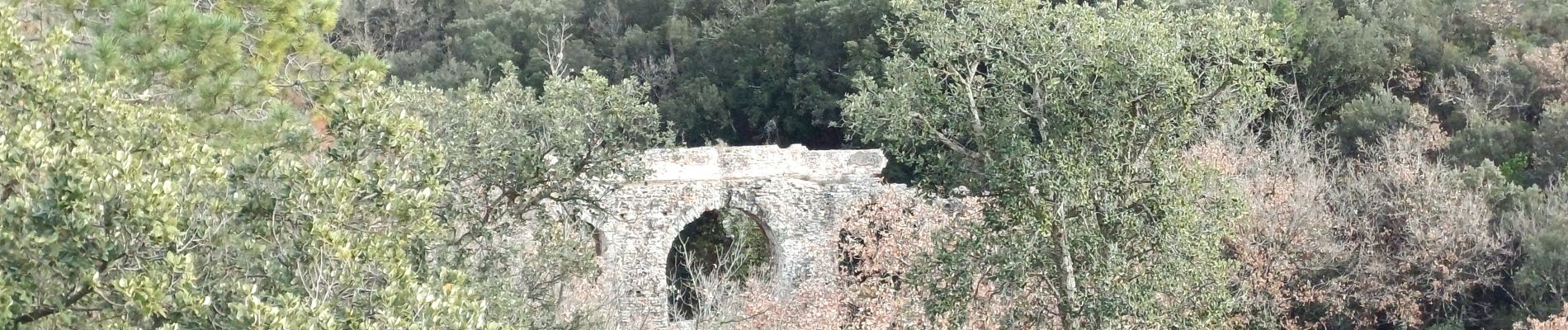 Trail Walking Fréjus - Lac de L'Avellan - Aqueduc Romain - Anc. Mines de Boson depuis l'Arche Sénéquier - Photo