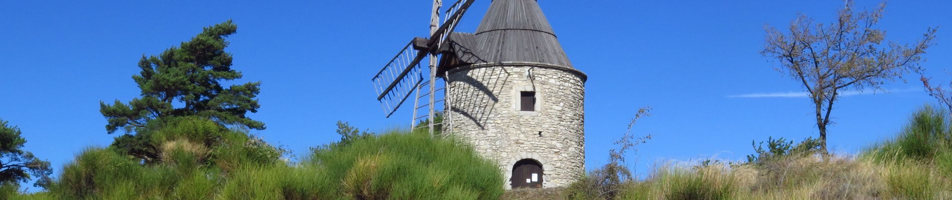 Point d'intérêt Montfuron - Moulin de Montfuron - Photo