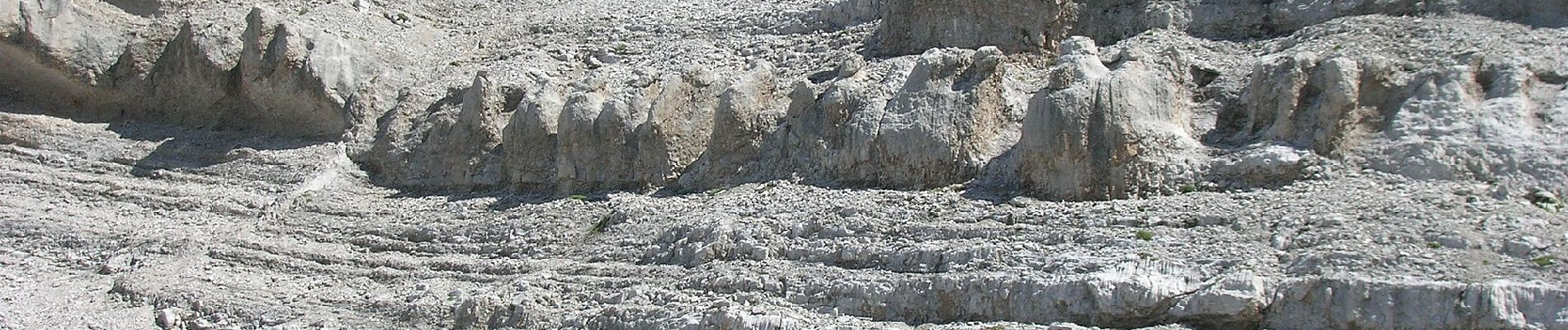 Excursión A pie Giustino - Sentiero attrezzato della Scala Santa - Photo