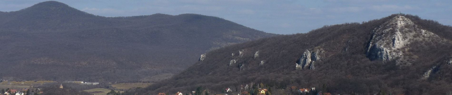 Excursión A pie Pomáz - Erdőszéli ösvény (Csobánka, Margitliget - Csobánkai-nyereg - Csobánkai templomok) - Photo