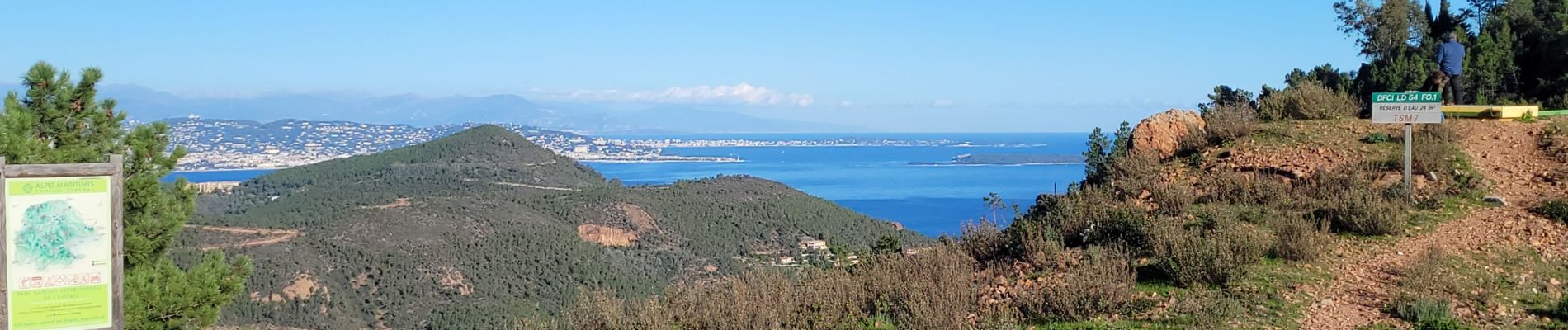 Randonnée Marche Saint-Raphaël - Le pic de l'ours les grues - Photo