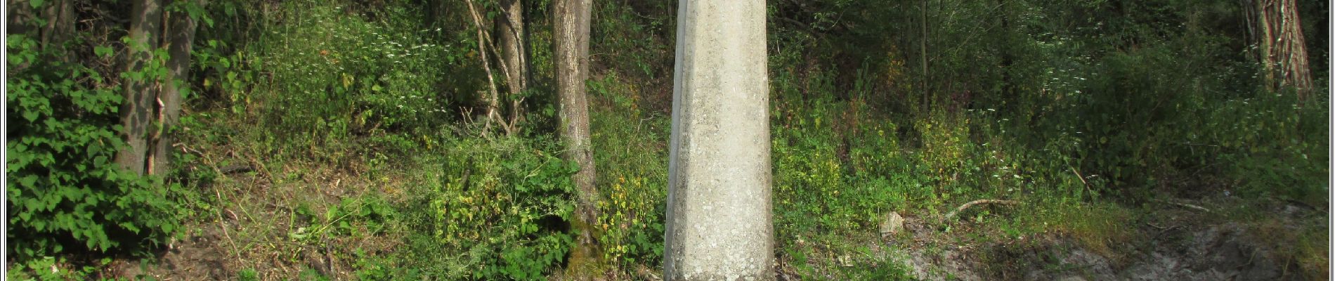 Point d'intérêt Fleurines - statue de sainte maxence - Photo