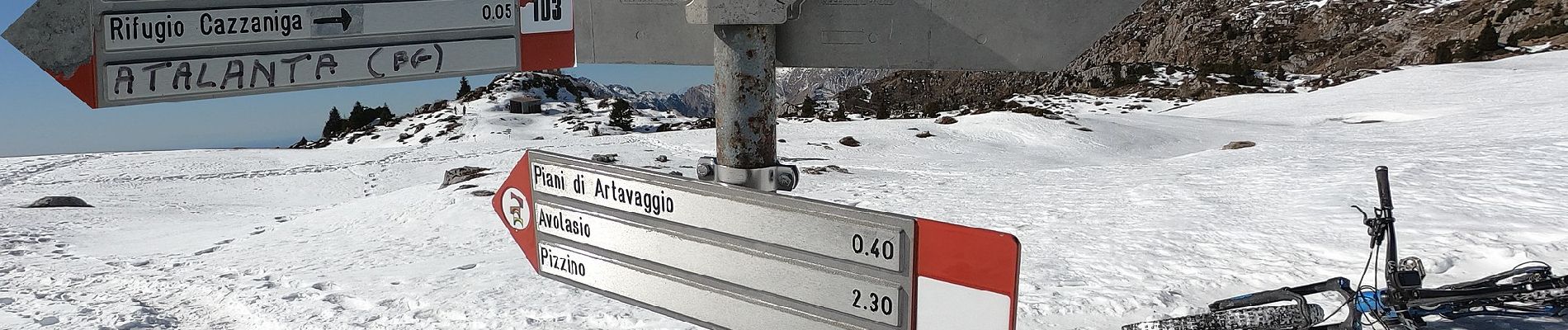 Tocht Te voet Valtorta - Valtorta (Piani Bassi) - Rifugio Cazzaniga-Merlini - Photo