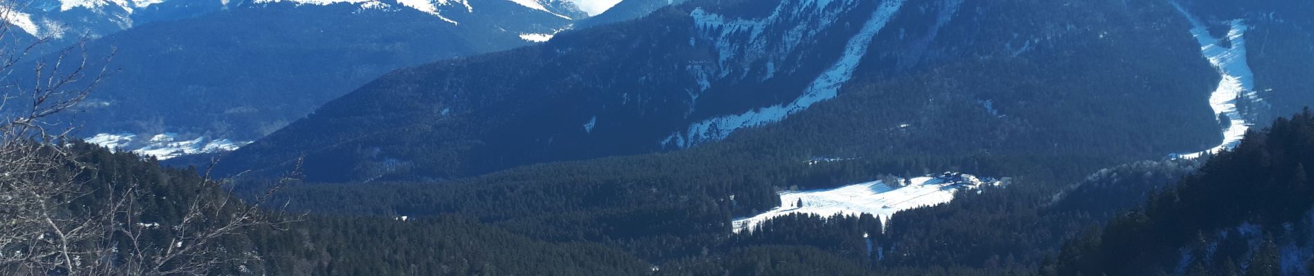 Tocht Sneeuwschoenen Sarcenas - Crêtes du Mont Fromage et oratoire d'Orgeval en circuit partiel - Photo