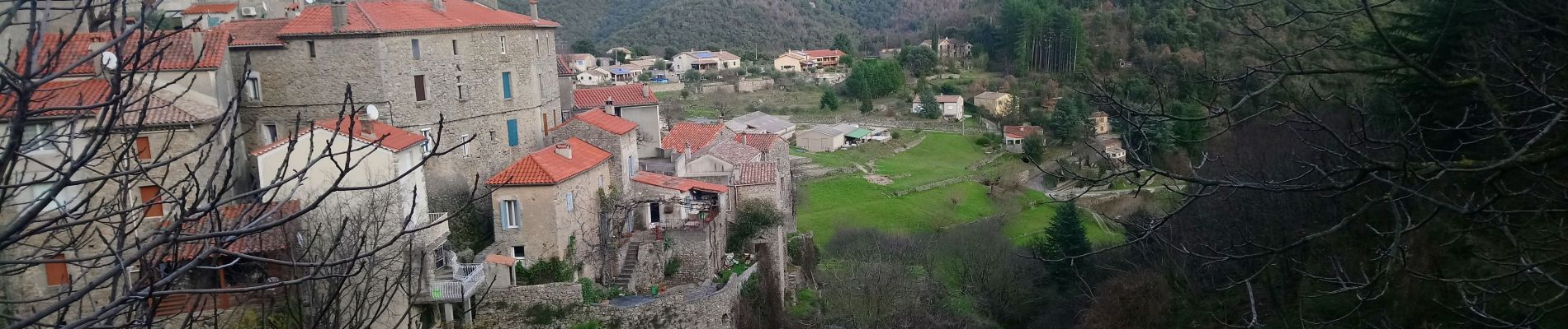 Randonnée Marche Saint-André-de-Majencoules - les grandes collines à partir de St André de majencoules - Photo