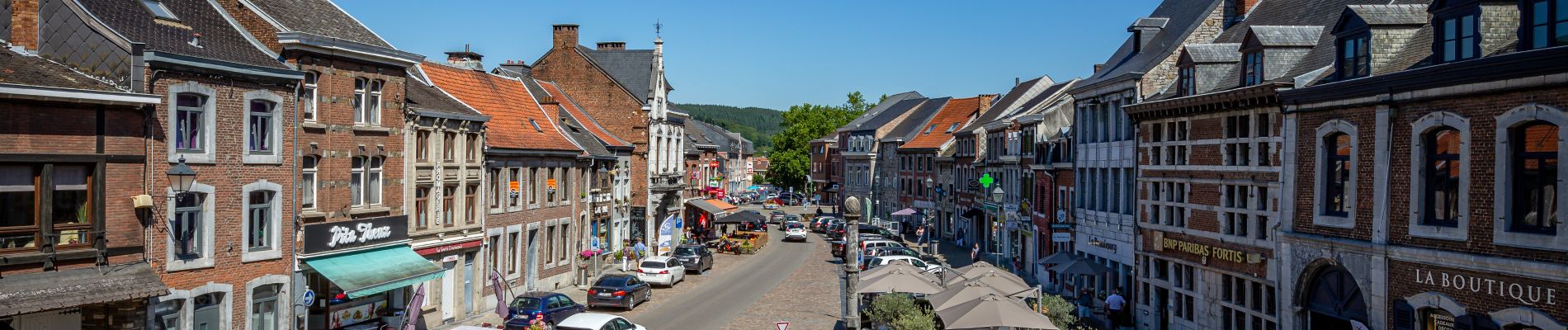 POI Theux - Theux - das Rathaus und der Place du Perron - Photo