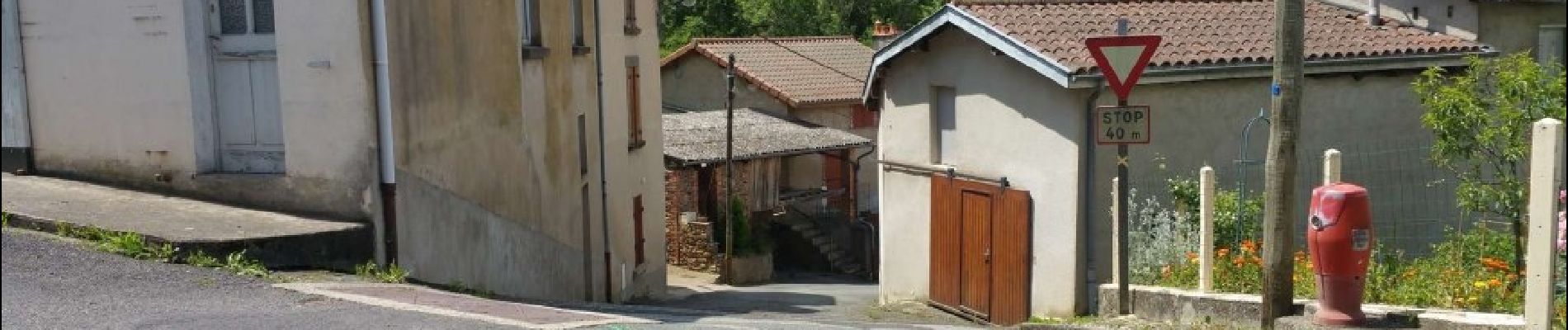 Percorso A piedi Châteldon - Du Vauziron à la Chasserelle - Photo