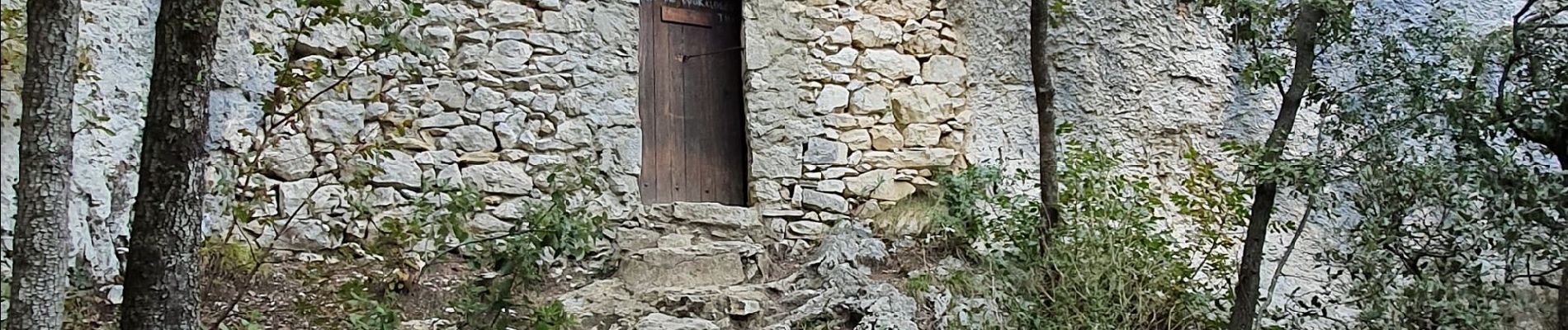 Tocht Stappen Larnas - Larnas - Saint montan par les gorges de ste baume - Photo