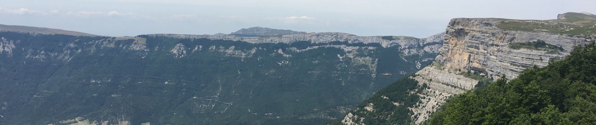 Percorso Marcia Vassieux-en-Vercors - Vassieux-en-Vercors Le puy de la Gagèrent - Photo