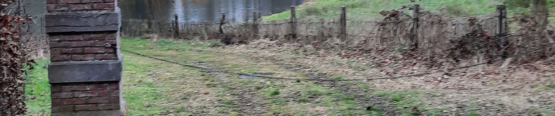 Punto di interesse Villers-la-Ville - Une des entrées du Château de Cognée - Photo