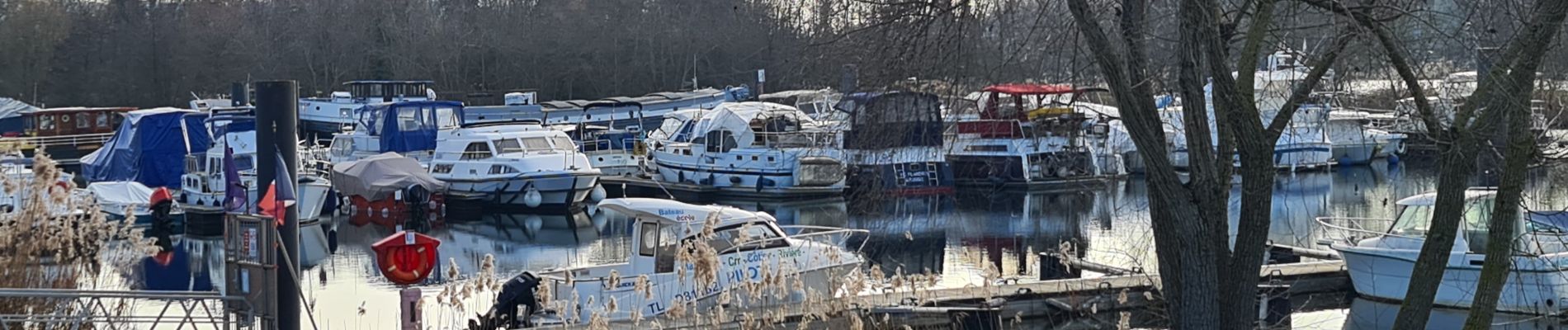 Percorso Marcia Pont-à-Mousson - Pont A Mousson les étangs depuis le port fluvial - Photo