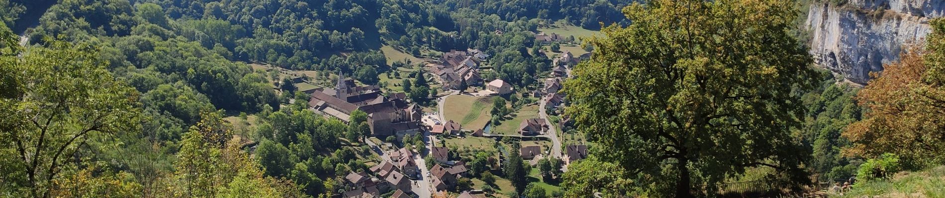 Punto de interés Hauteroche - Vue-du-belvédère-de-Granges-sur-Baume - Photo