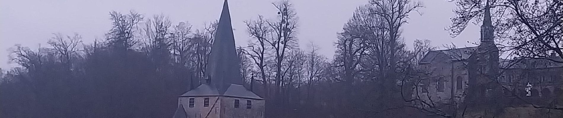 Tour Wandern Houyet - celles et la sablière - Photo