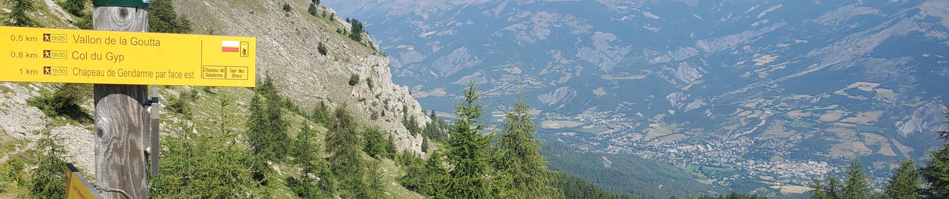 Tocht Stappen Enchastrayes - col du Chapeau de gendarme et de Gyp Aller via flanc est Retour via flanc nord - Photo