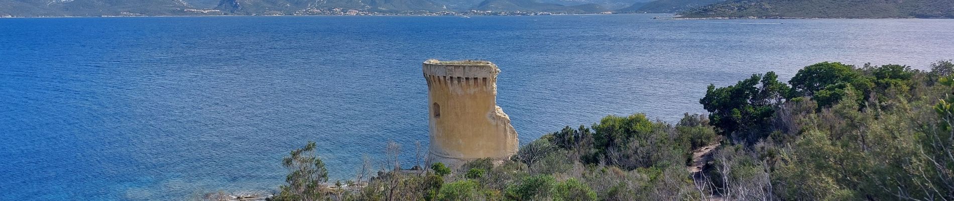 Trail Walking Saint-Florent - st Florent phare de Motella et plage Lotu - Photo