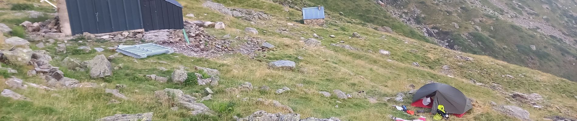 Trail Walking Estaing - cabane de barbat à lac de barbat - Photo