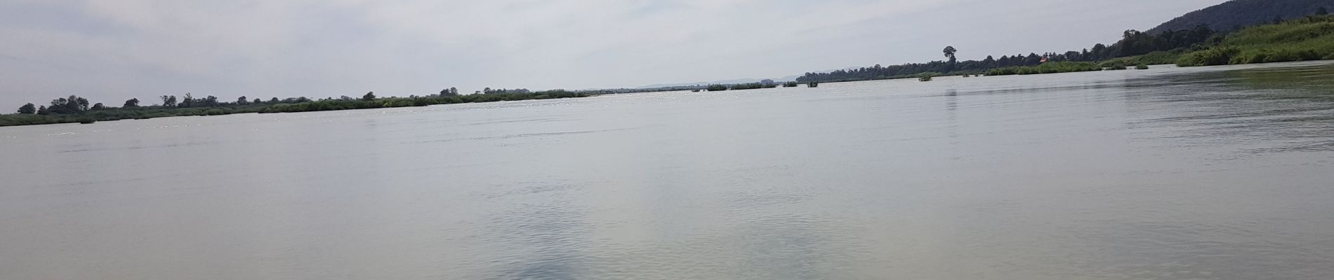 Trail Motorboat ທົ່ງ - Mekong cruise - Photo