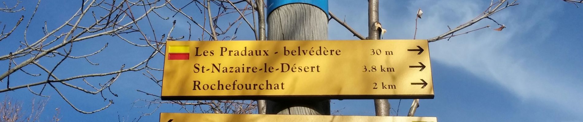 Randonnée Marche Saint-Nazaire-le-Désert - bergeries de pradaux saint Nazaire le désert - Photo