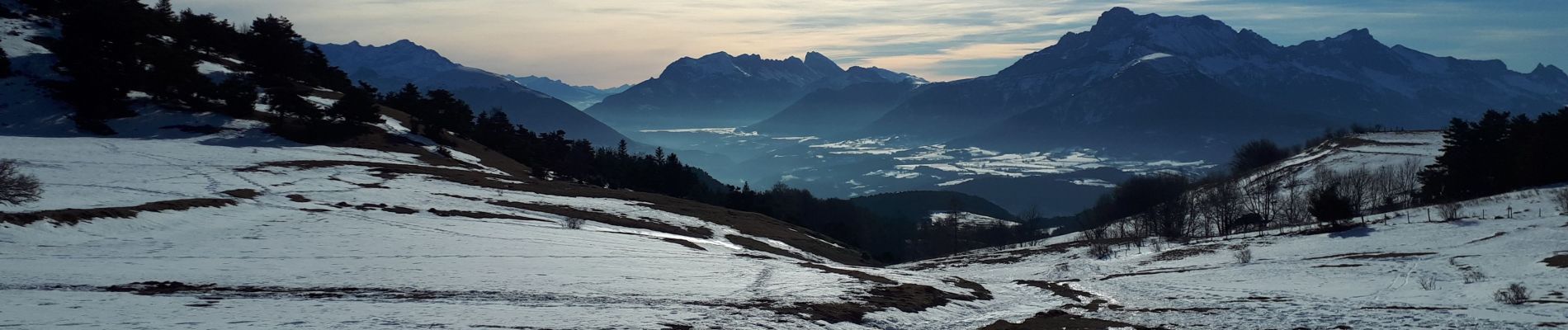 Tour Schneeschuhwandern Susville - Pierre Plantée et Serre de l'Horizon en circuit - Photo