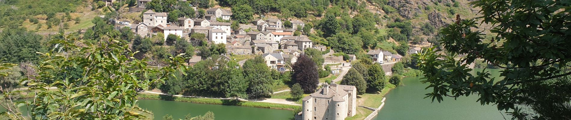 Tour Wandern Pourcharesses - camping du lac - guinguette du bout du lac  - Photo