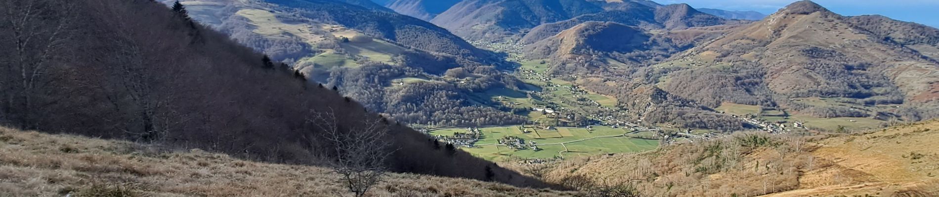 Tour Wandern Campan - Casque de l,Eris - Photo