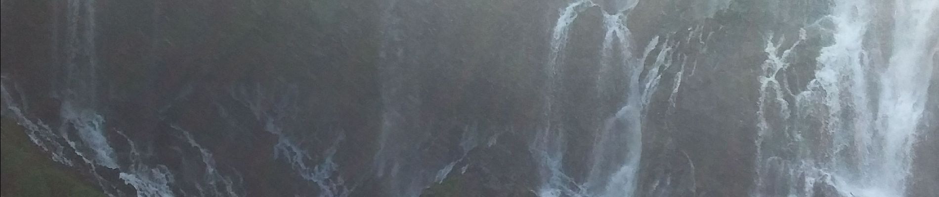 Trail Walking Saint-Joseph - cascades des grands galets - Photo