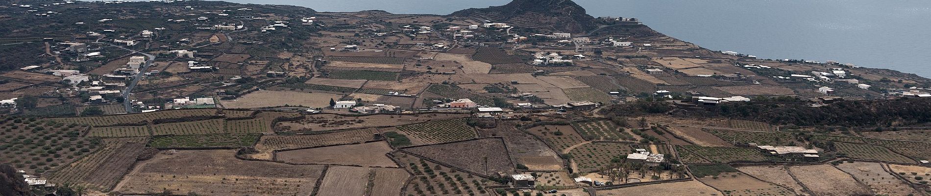 Percorso A piedi Pantelleria - Monastero - Raháli - Punta Limársi - Photo